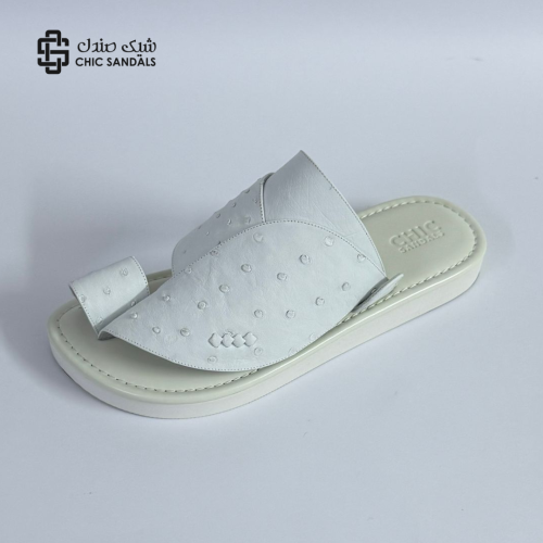 شرقي جلد نعام أبيض