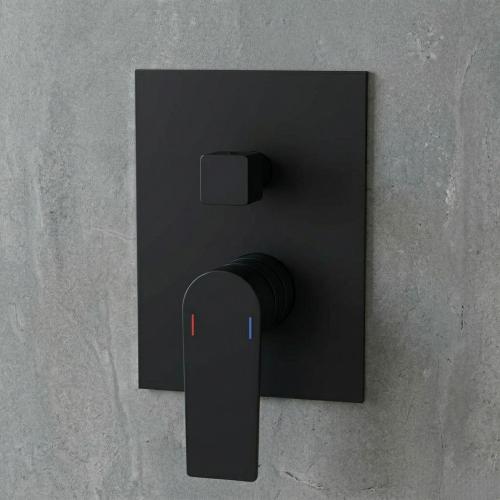 خلاط دش مخفي اسود خطين مربع