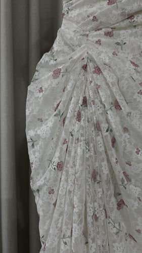 فستان لطيفه