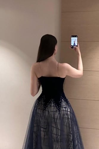 فستان هيفاء