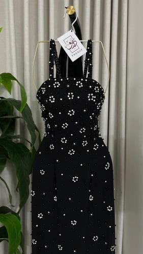 فستان ريناد متوفر بــ ثلاثه الوان