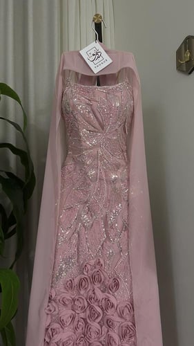 فستان داليا