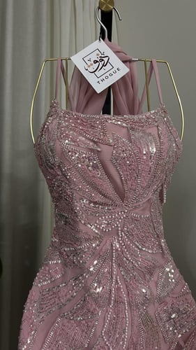 فستان داليا