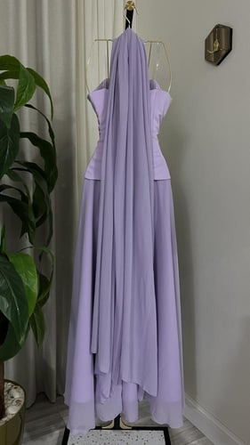 فستان روان متوفر بـلونين