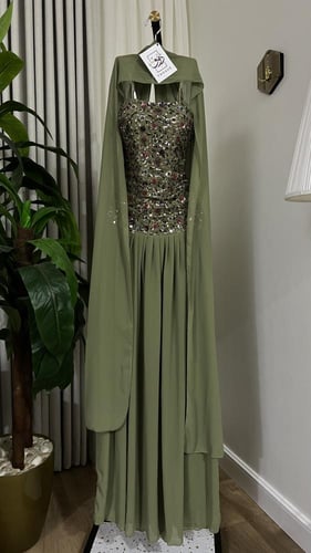 فستان جميله