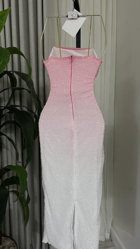 فستان مناهل متوفر بــ لونين