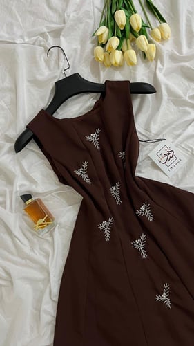 فستان شهد متوفر بـــ5 الوان