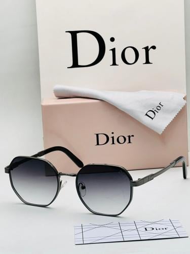 نظارة شمس رجالية ماركة _Dior