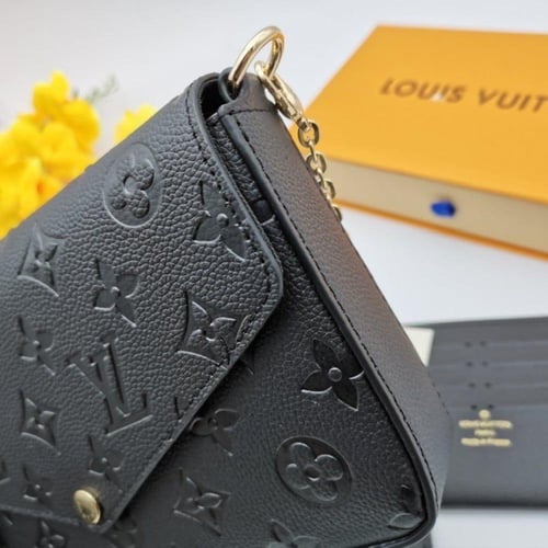 LV كروس بودي