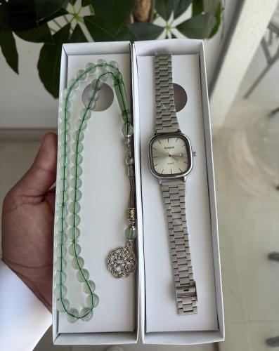 بكچ ساعة وسبحة