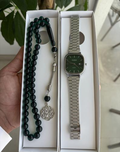 بكچ ساعة وسبحة