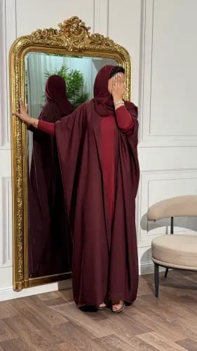 عباية نص بشت انترنت عنابي