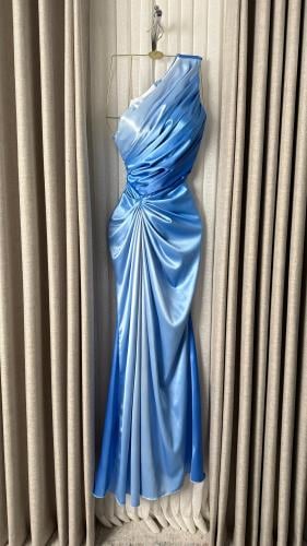 فستان سماوي