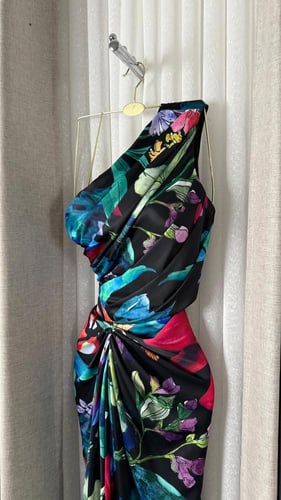 فستان الوان