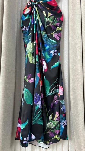 فستان الوان