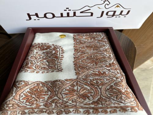 شال سوبر تورما تطريز يدوي C3 مقاس 58