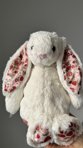 JellyCat blossom Cream Bunny (Berry)