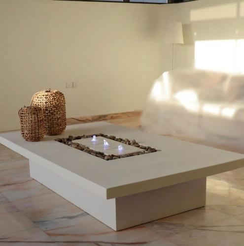 نافورة مائية داخيه وخارجيه مدمجة مع طاولة أنيقة –...