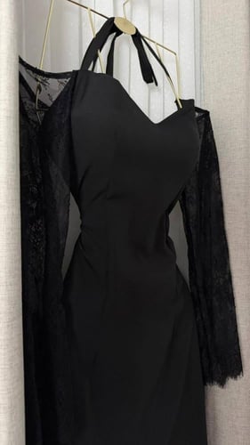 فستان سهرة أسود طويل