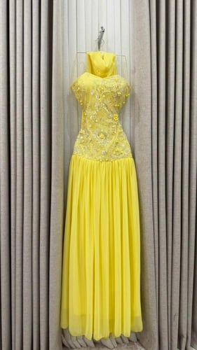 فستان سهرة ليموني