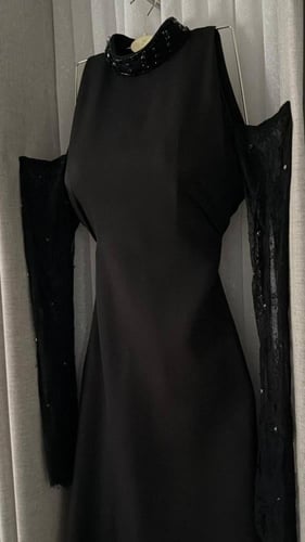 فستان سهرة أسود طويل