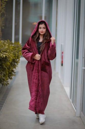 فروه نسائي عنابي