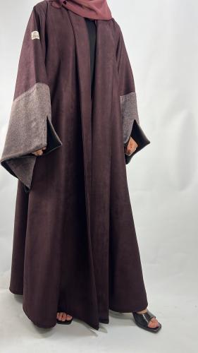 عباية شامواه شتوي عنابي نصف كلوش بأكمام فرو