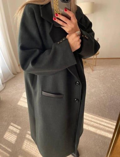 جاكيت رسمي شتوي باللون الأسود