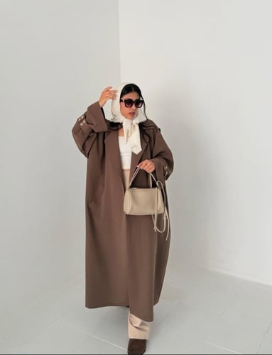 عباية بقصة ترنشكوت يومية وللسفر