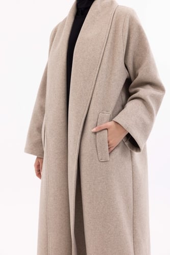 جاكيت شتوي بديل العباية بالشتاء والسفر