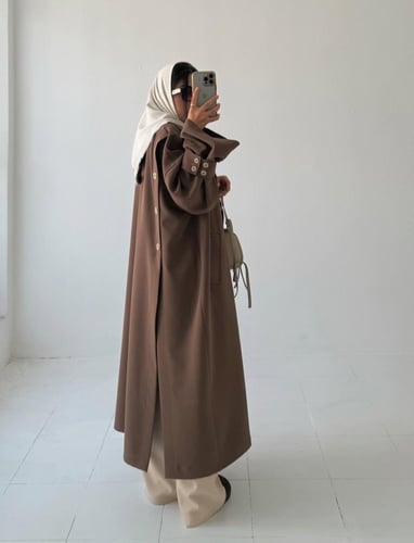 عباية بقصة ترنشكوت يومية وللسفر