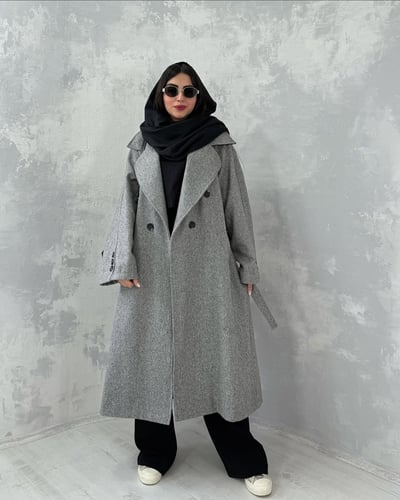 جاكيت شتوي باللون الرمادي