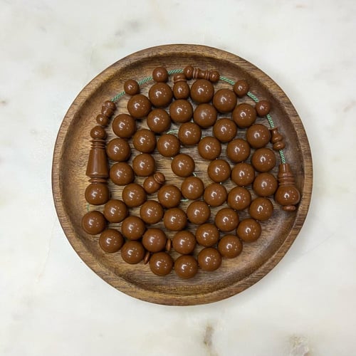 مسباح بكالايت بني