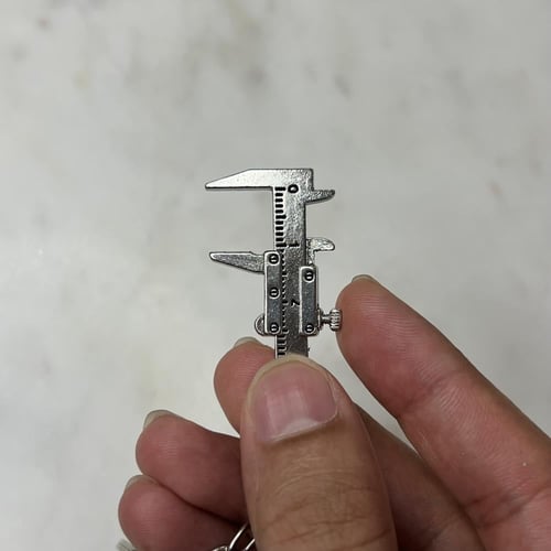 كليبر ميدالية للقياس