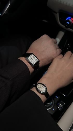 ساعة كبلز كارتيه اسود جلد