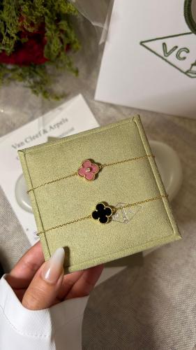 إسوارة VAN CLeef