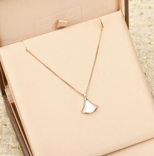 طقم Bulgari افوايت مطلي ذهب