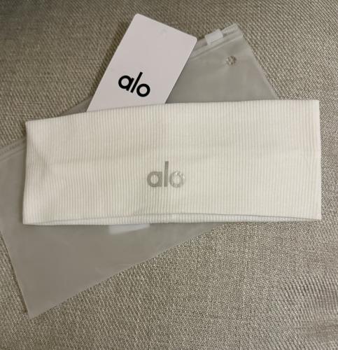 alo headband ابيض