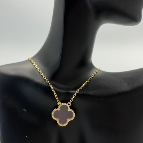 عقد فان كليف صدف وردي