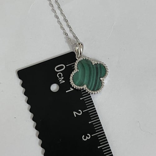 نصف طقم فان كليف صدف *أخضر*