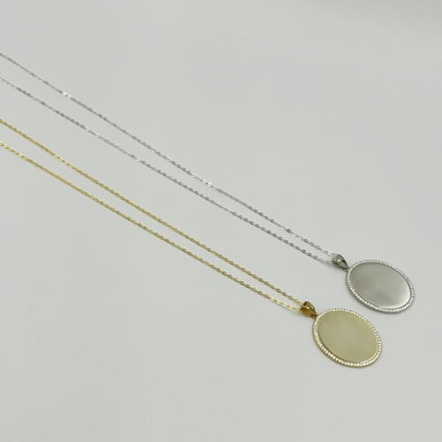 عقد بتخصيص اسم