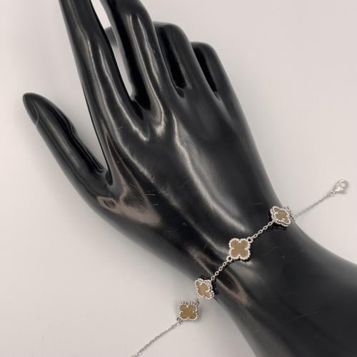 سوارة فان كليف * ٥ وردات صغيرة *