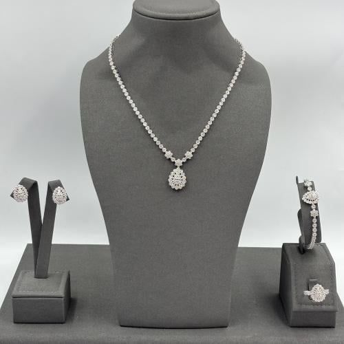 طقم تصميم ألماس