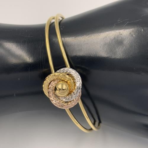 سوارة بتلات