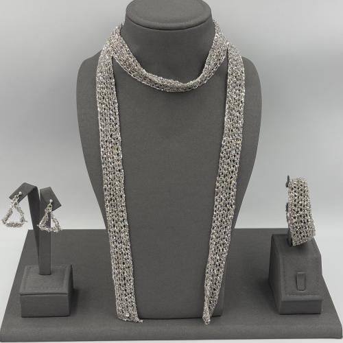 نصف طقم وشاح فضي