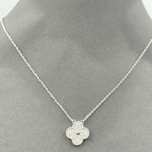 طقم فان كليف