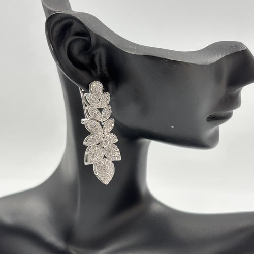 حلق تصميم ألماس