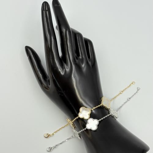 سوارة فان كليف ثلاث وردات