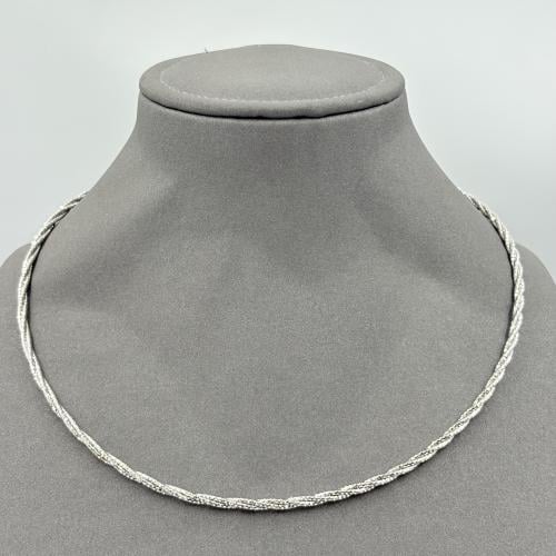 عقد تصميم ايطالي