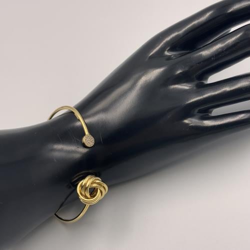 سوار عُقدة